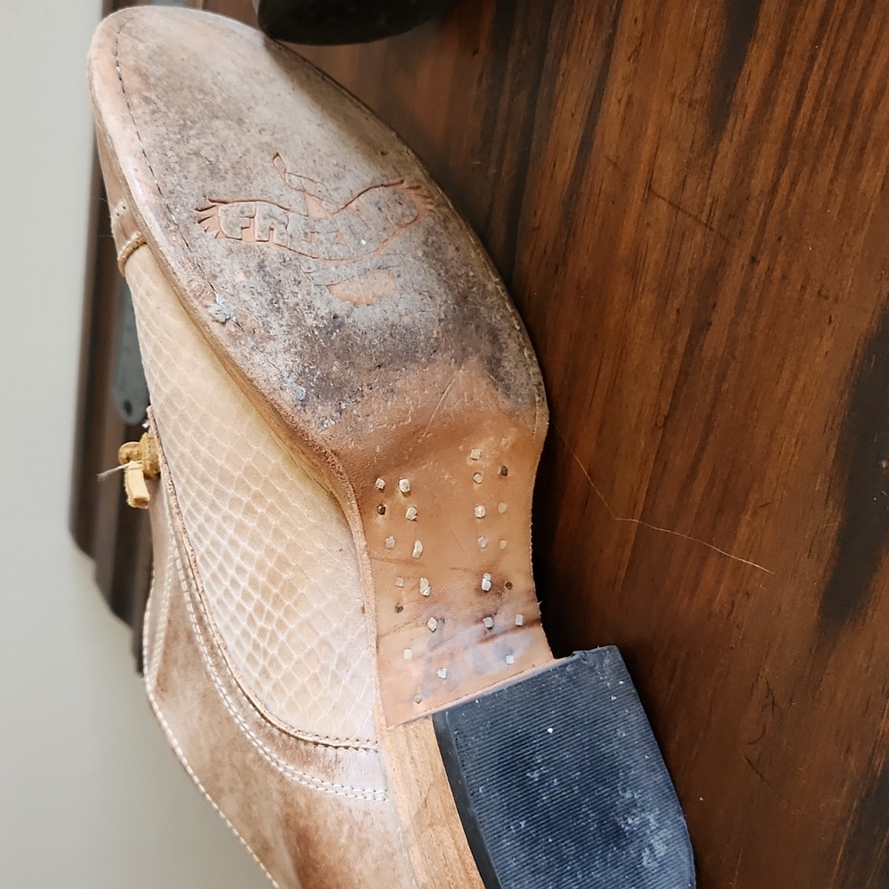Freebird Womens Mabel Leather Shoes - Picture 11 of 11